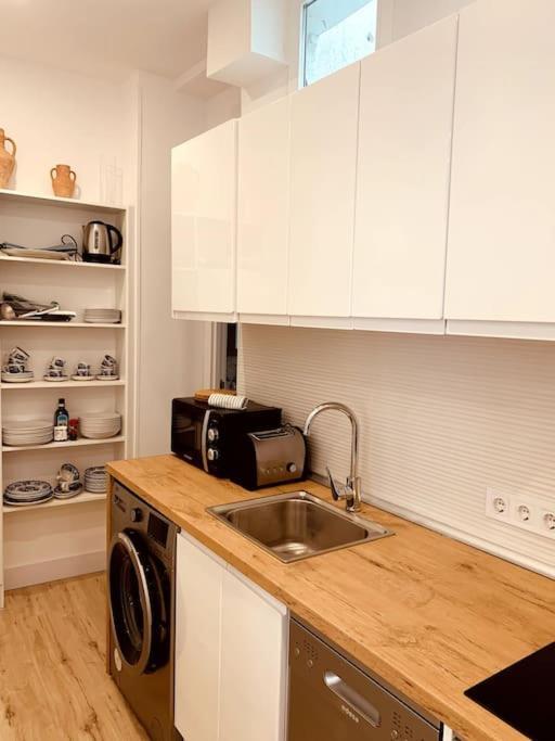 Apartamento Vip VI En Madrid Centro Apartment Exterior photo