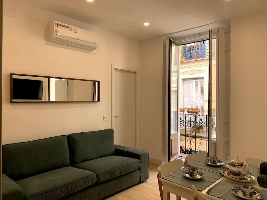 Apartamento Vip VI En Madrid Centro Apartment Exterior photo